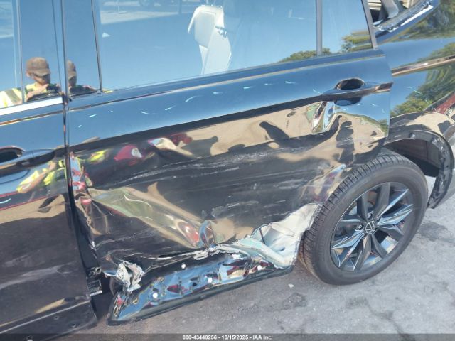 2023 VOLKSWAGEN TIGUAN 3VV3B7AX1PM141986 Photo 5