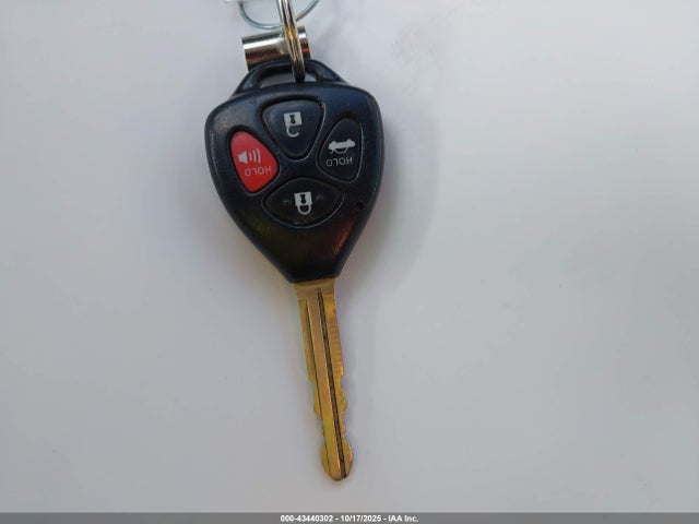 43440302 :رقم المزاد ، JTDBU4EE1B9156913 vin ، 2011 Toyota Corolla Le مزاد بيع