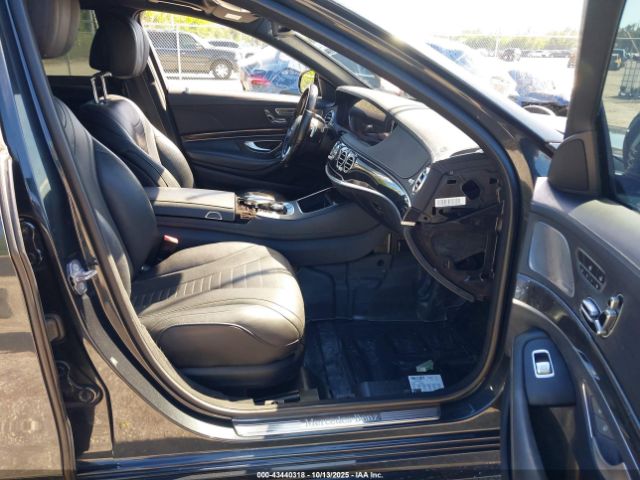 2019 MERCEDES-BENZ S 560 WDDUG8GB6KA449303 Photo 4