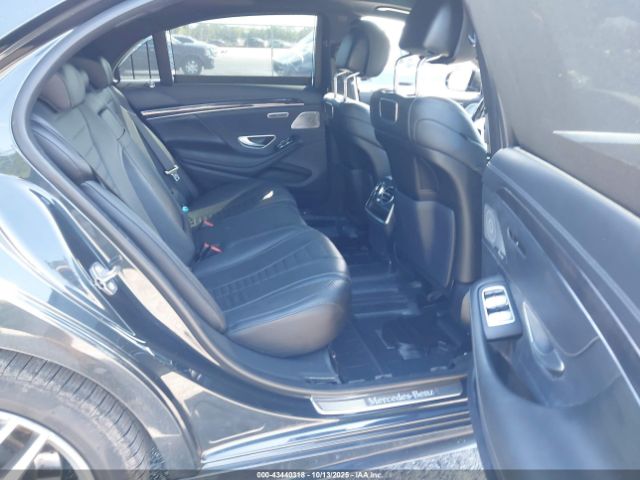 2019 MERCEDES-BENZ S 560 WDDUG8GB6KA449303 Photo 7