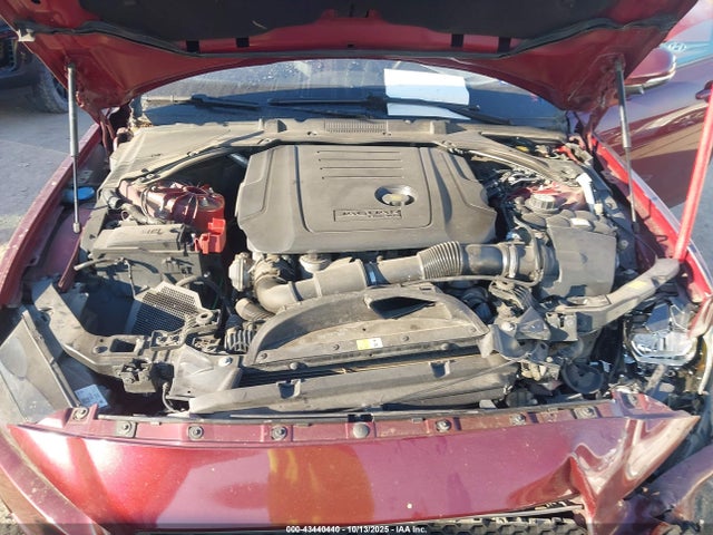 2017 JAGUAR XE SAJAR4BN2HA968490 Photo 9