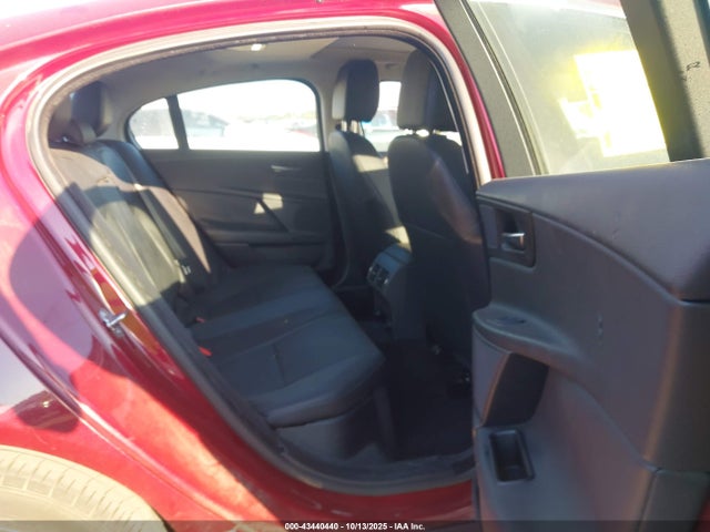 2017 JAGUAR XE SAJAR4BN2HA968490 Photo 7