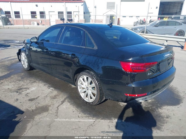 2017 AUDI A4 WAUGNAF45HN008154 Photo 2