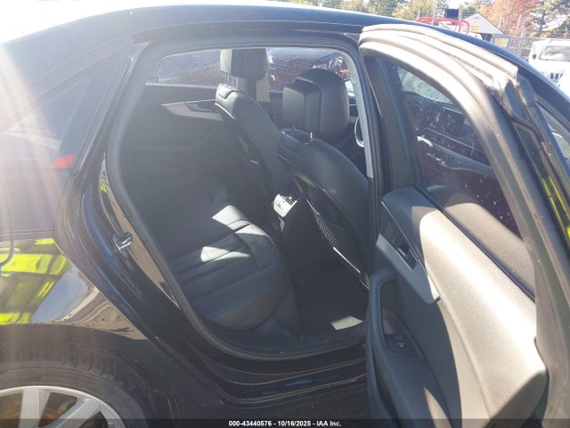 2017 AUDI A4 WAUGNAF45HN008154 Photo 7
