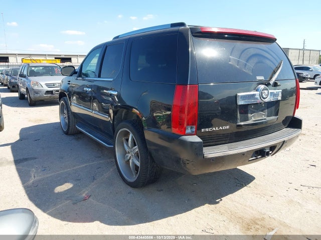 2007 CADILLAC ESCALADE 1GYEC63857R327155 Photo 2