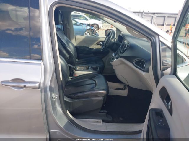 2021 CHRYSLER VOYAGER 2C4RC1DG7MR542994 Photo 4