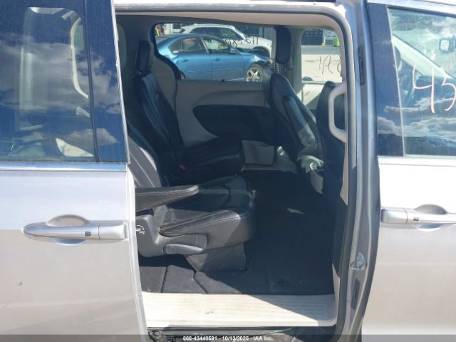 2021 CHRYSLER VOYAGER 2C4RC1DG7MR542994 Photo 7