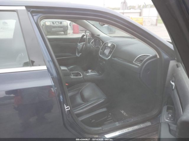 2017 CHRYSLER 300C 2C3CCAKG5HH586906 Photo 4