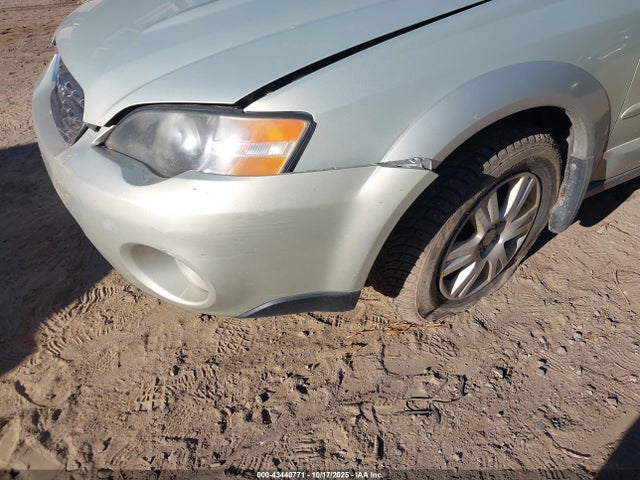 2005 SUBARU OUTBACK 4S4BP61C157306988 Photo 5