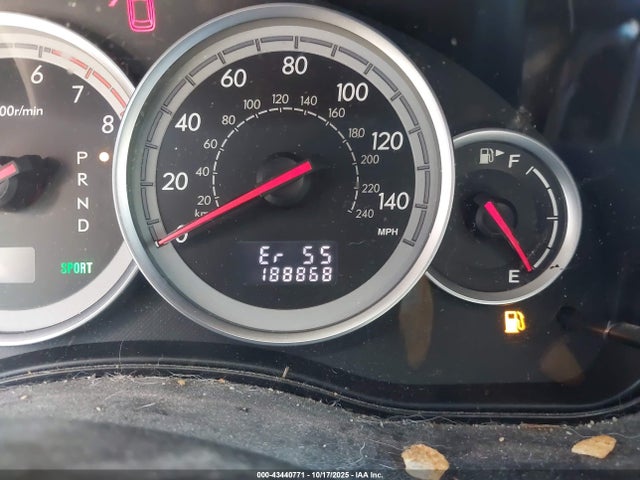 2005 SUBARU OUTBACK 4S4BP61C157306988 Photo 6