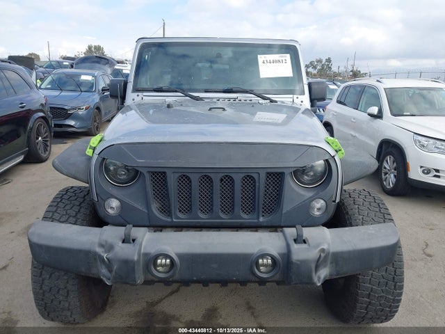 1C4BJWDG0JL805688 Jeep WRANGLER JK