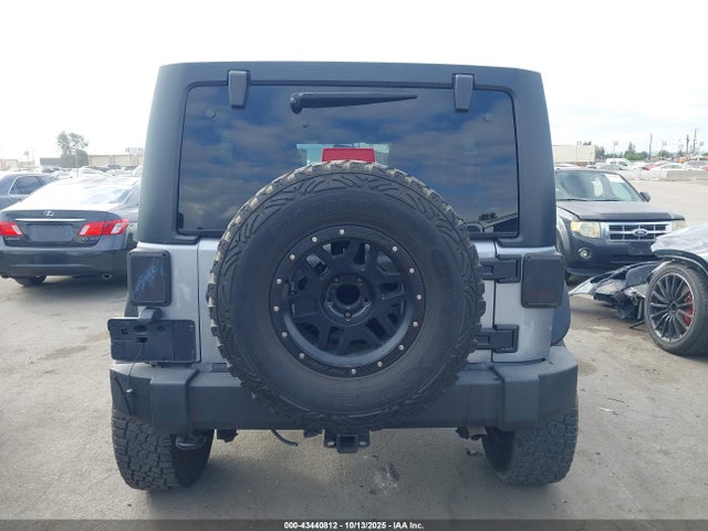 1C4BJWDG0JL805688 Jeep WRANGLER JK