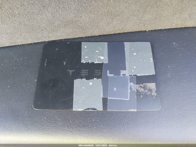 2020 TESLA MODEL Y 5YJYGDEE2LF016684 Photo 10