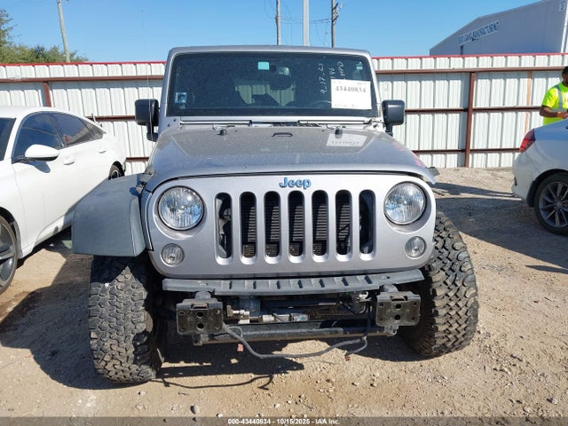 43440834 :رقم المزاد ، 1C4BJWFG4EL292142 vin ، 2014 Jeep Wrangler Unlimited Rubicon مزاد بيع