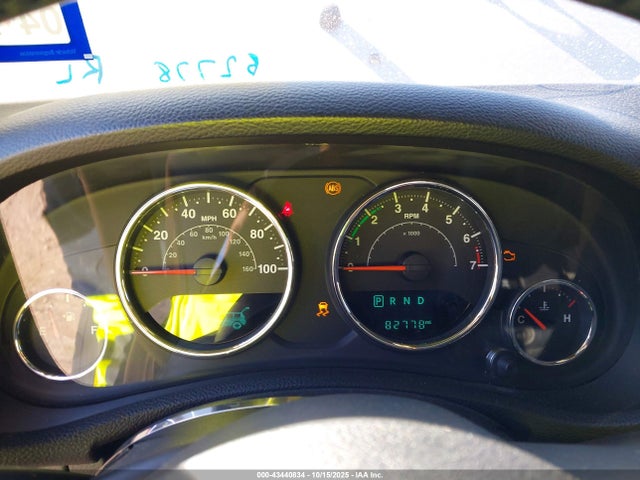 43440834 :رقم المزاد ، 1C4BJWFG4EL292142 vin ، 2014 Jeep Wrangler Unlimited Rubicon مزاد بيع
