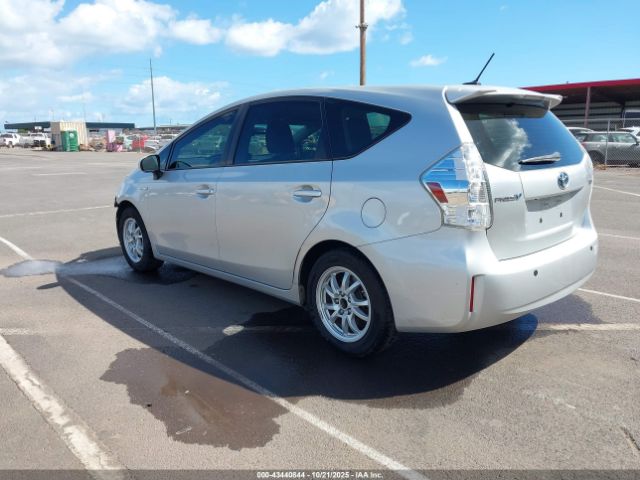 2013 TOYOTA PRIUS V JTDZN3EU2D3255792 Photo 2