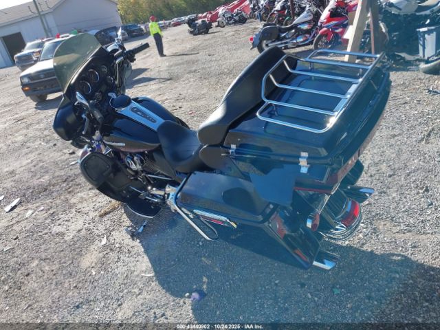 2010 HARLEY-DAVIDSON FLHTK 1HD1KEM10AB665046 Photo 2