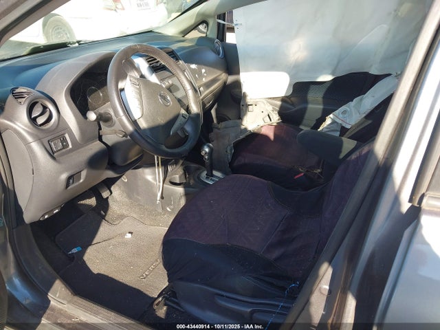 Nissan VERSA NOTE 2019 3N1CE2CP8KL361178 Image 5