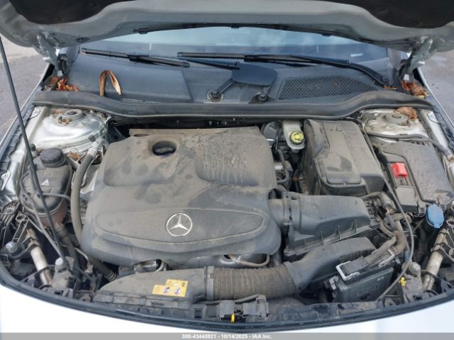 2019 MERCEDES-BENZ CLA 250 WDDSJ4GB1KN723713 Photo 9