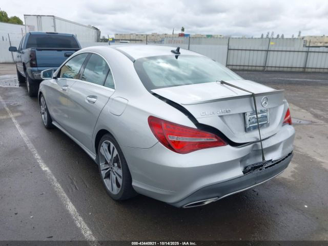 2019 MERCEDES-BENZ CLA 250 WDDSJ4GB1KN723713 Photo 2