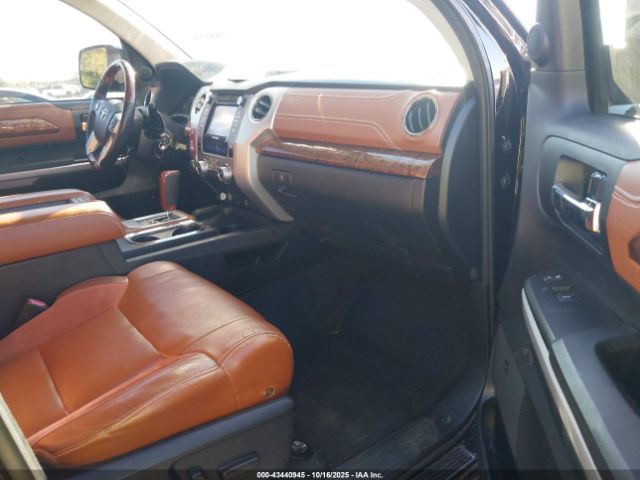 2018 TOYOTA TUNDRA 5TFAW5F16JX727023 Photo 4