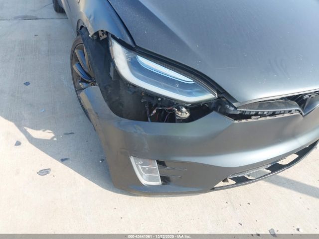 2016 TESLA MODEL X 5YJXCBE27GF014176 Photo 5