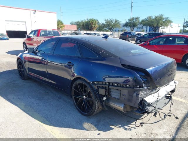 2015 JAGUAR XJ SAJWA2GZ6F8V83502 Photo 2