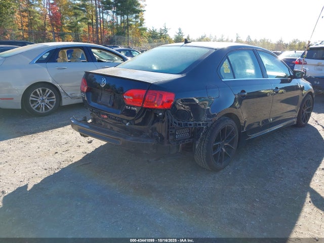 2011 Volkswagen Jetta 2.5l Sel მანქანა იყიდება აუქციონზე, vin: 3VWLX7AJ1BM300331, აუქციონის ნომერი: 43441099