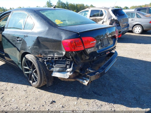 2011 Volkswagen Jetta 2.5l Sel მანქანა იყიდება აუქციონზე, vin: 3VWLX7AJ1BM300331, აუქციონის ნომერი: 43441099