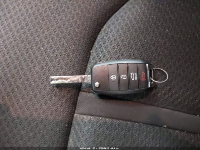 2016 KIA OPTIMA 5XXGT4L31GG082848 Photo 10