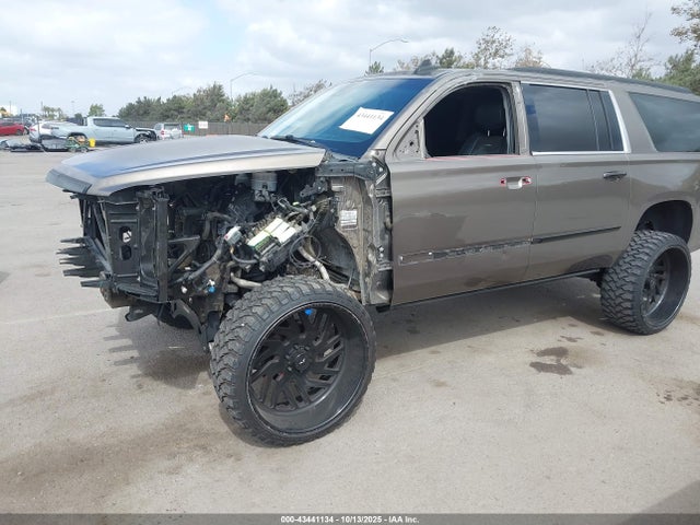 2016 CADILLAC ESCALADE ESV 1GYS4HKJ7GR165898 Photo 5