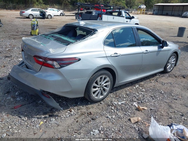 4T1C11AK6MU440816 Toyota CAMRY LE