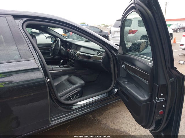 BMW 750LI 2015 WBAYE8C54FD781954 Image 5