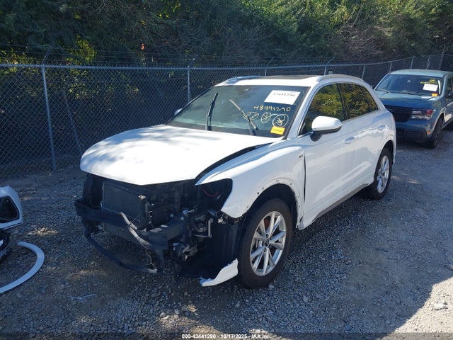 2023 AUDI Q3 WA1DECF34P1049951 Photo 1