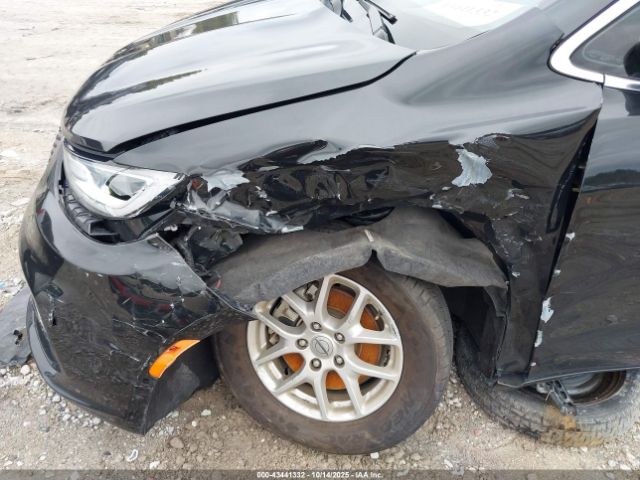2022 CHRYSLER PACIFICA 2C4RC1BG8NR213063 Photo 5