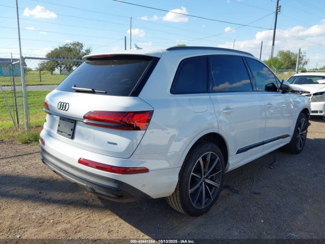 2024 AUDI Q7 WA1LXBF70RD007474 Photo 3