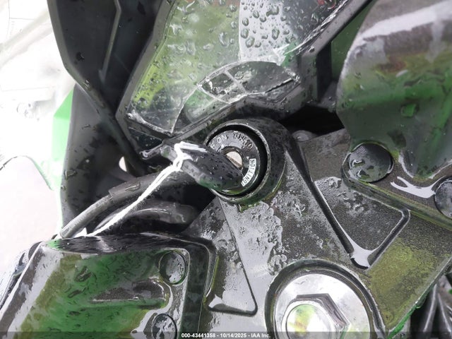 2013 Kawasaki Ex300 A მანქანა იყიდება აუქციონზე, vin: JKAEX8A15DDA12048, აუქციონის ნომერი: 43441358