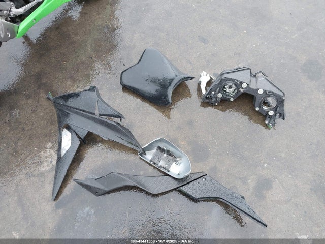 2013 Kawasaki Ex300 A მანქანა იყიდება აუქციონზე, vin: JKAEX8A15DDA12048, აუქციონის ნომერი: 43441358