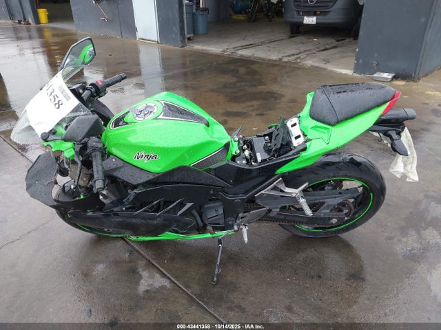 2013 Kawasaki Ex300 A მანქანა იყიდება აუქციონზე, vin: JKAEX8A15DDA12048, აუქციონის ნომერი: 43441358