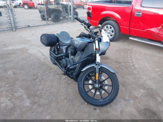 2017 VICTORY MOTORCYCLES OCTANE 5VPFTB005H3001282