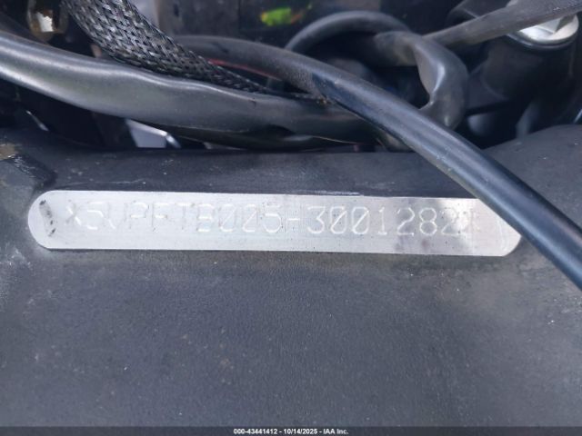 2017 VICTORY MOTORCYCLES OCTANE 5VPFTB005H3001282 Photo 9