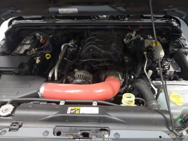 43441415 :رقم المزاد ، 1c4hjwfg5fl607431 vin ، 2015 Jeep Wrangler Unlimited Rubicon مزاد بيع