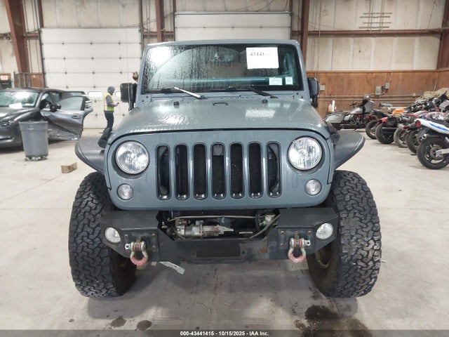 43441415 :رقم المزاد ، 1c4hjwfg5fl607431 vin ، 2015 Jeep Wrangler Unlimited Rubicon مزاد بيع