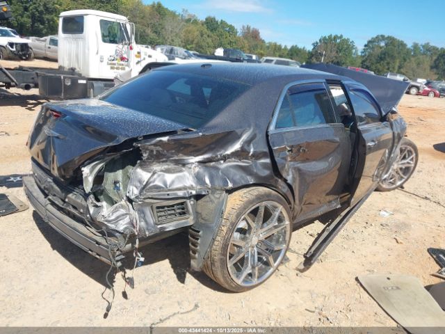 2014 CHRYSLER 300C 2C3CCAEG2EH169945 Photo 3