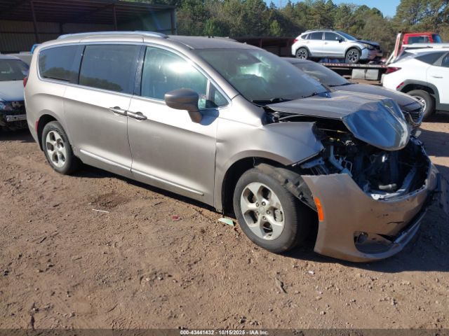 2018 CHRYSLER PACIFICA HYBRID 2C4RC1L71JR124850