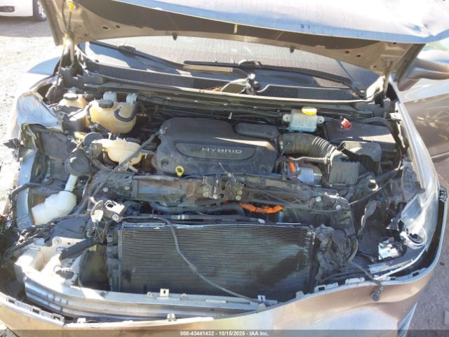 2018 CHRYSLER PACIFICA HYBRID 2C4RC1L71JR124850 Photo 9