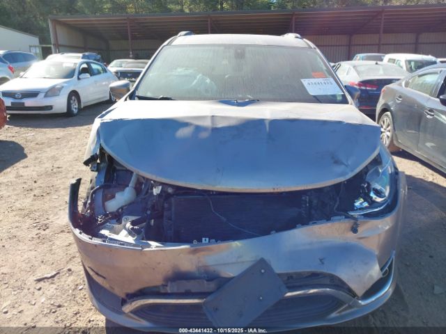 2018 CHRYSLER PACIFICA HYBRID 2C4RC1L71JR124850 Photo 5