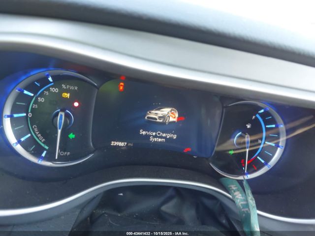 2018 CHRYSLER PACIFICA HYBRID 2C4RC1L71JR124850 Photo 6