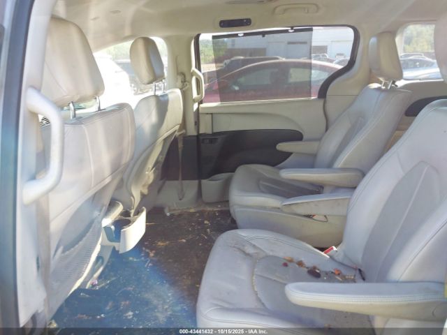 2018 CHRYSLER PACIFICA HYBRID 2C4RC1L71JR124850 Photo 7