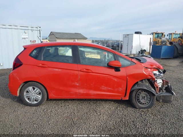 2018 Honda Fit Lx მანქანა იყიდება აუქციონზე, vin: 3HGGK5H46JM725339, აუქციონის ნომერი: 43441450